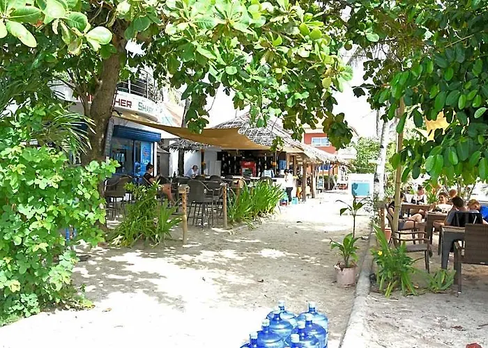Malapatel Hotel Daanbantayan